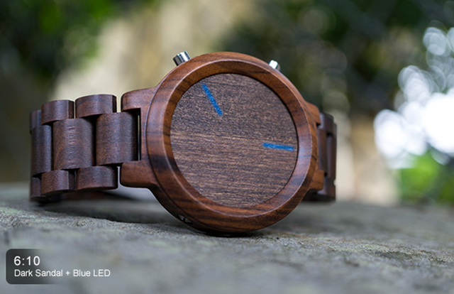 Chcete stylové chytré hodinky? Zkuste tyhle ze dřeva