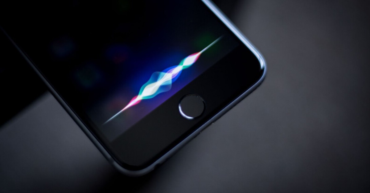 Pssst! Apple chce Siri naučit šeptat