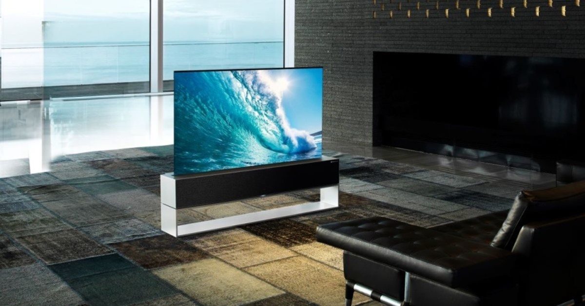 Rolovací televize od LG jde do prodeje. Cena začíná na 2 milionech